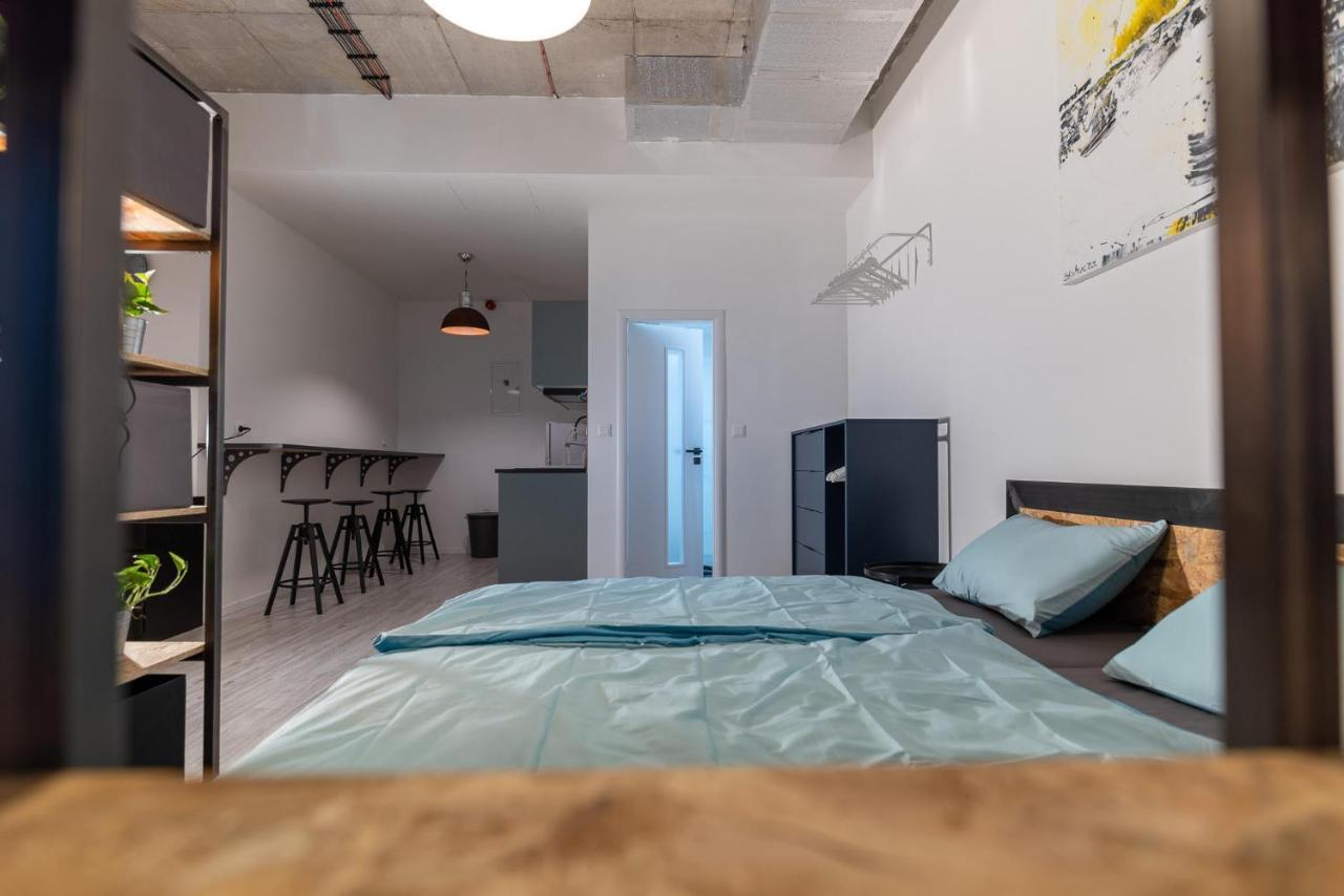 Industrial Apartment Zero Pressburg Exterior foto